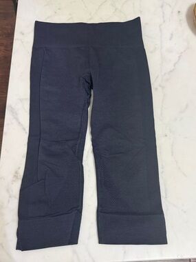 lululemon athletica navy Cropped Performance Leggings